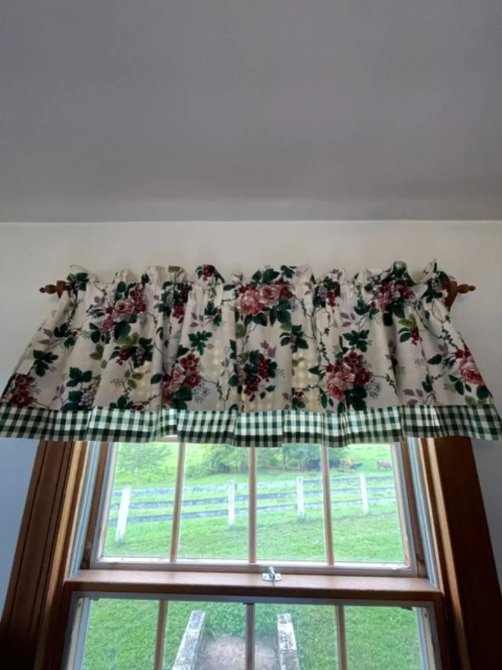 WAVERLY Vintage Pleasant Valley Floral Gingham Curtain Swag Valance Panels